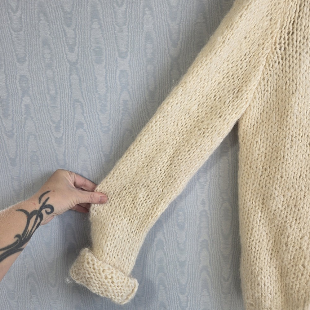 Vtg Hand Knit Sweater Cardigan Womens XL Ivory Button Down Chunky Soft Girl Boxy - Picture 2 of 6